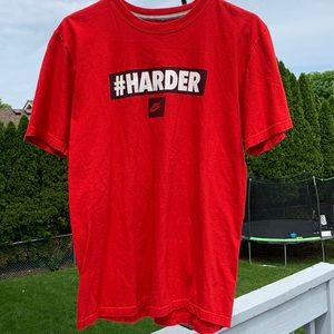 NIKE #HARDER GRAPHIC TEE RED